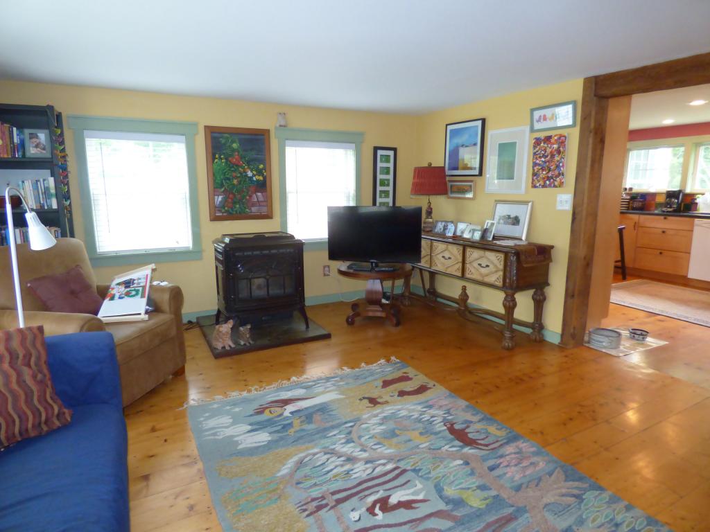 8 High Street Chester, VT 05143 - Photo 11 of 30