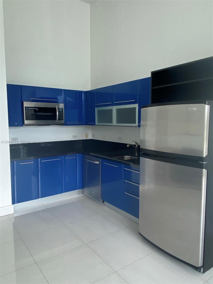 244 Biscayne Boulevard, Unit 237 Miami, FL 33132 - Photo 4 of 11