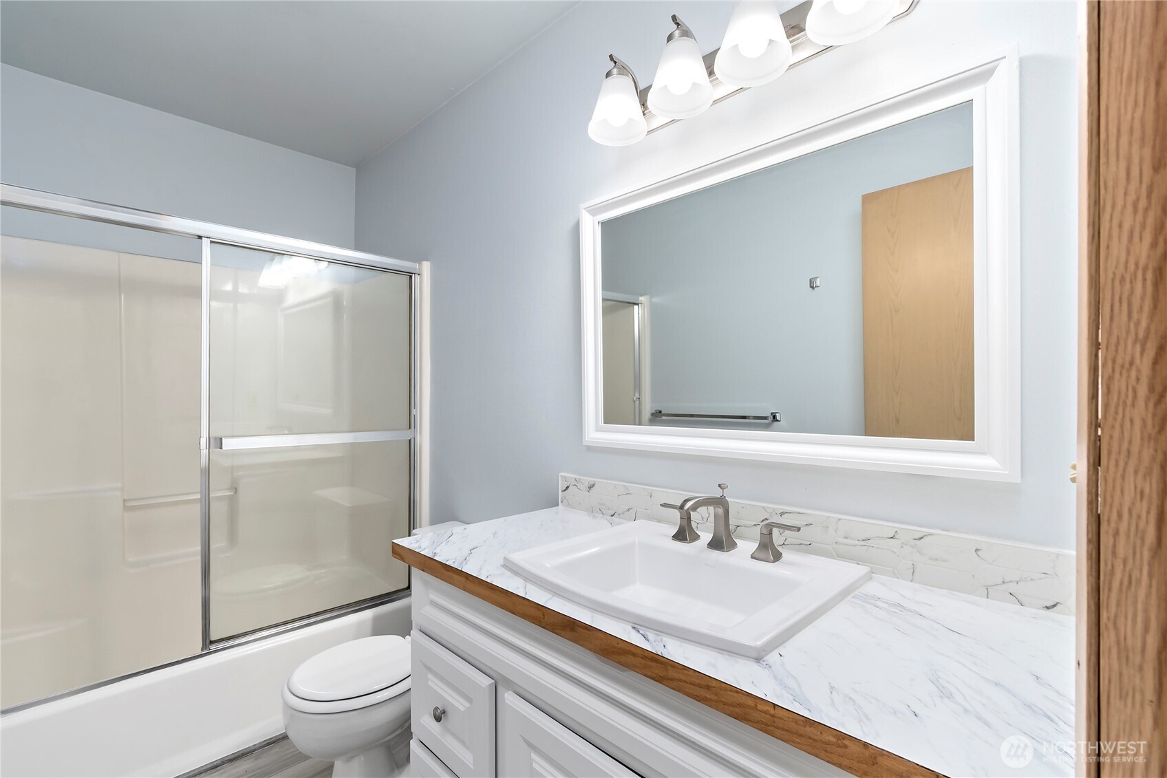 441 Northeast Kettle Street Oak Harbor, WA 98277 - Photo 15 of 40