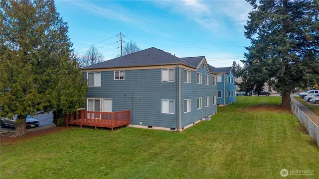 $4,200,000 | 441 Northeast Kettle Street, Oak Harbor, WA 98277