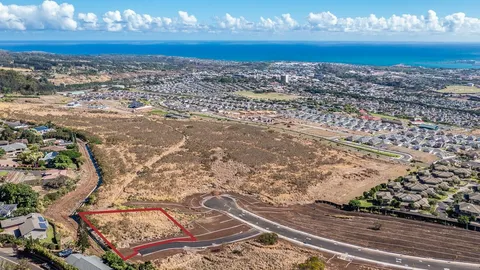 $825,000 | 673 Kauna Lipo Drive, Unit 18, Wailuku, HI 96793