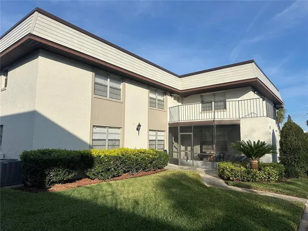 $191,900 | 22 Windtree Lane, Unit 203, Winter Garden, FL 34787