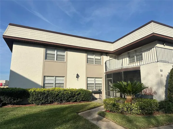 $191,900 | 22 Windtree Lane, Unit 203, Winter Garden, FL 34787