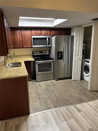 $191,900 | 22 Windtree Lane, Unit 203, Winter Garden, FL 34787