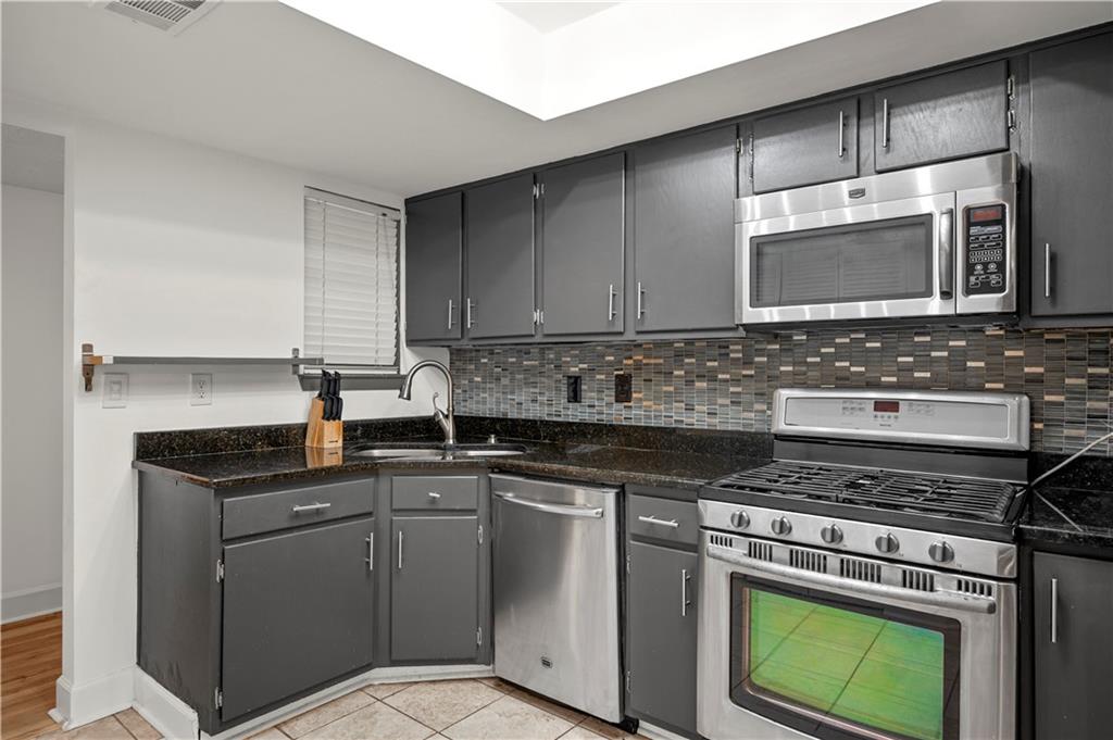 2223 Runnymead Ridge Southeast Marietta, GA 30067 - Photo 17 of 36