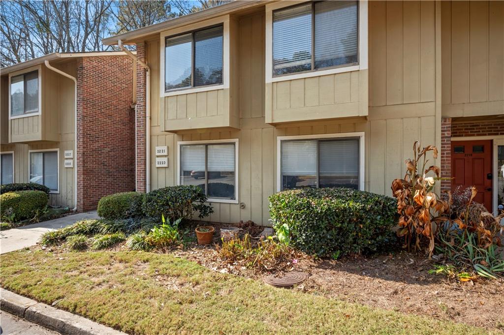 2223 Runnymead Ridge Southeast Marietta, GA 30067 - Photo 4 of 36