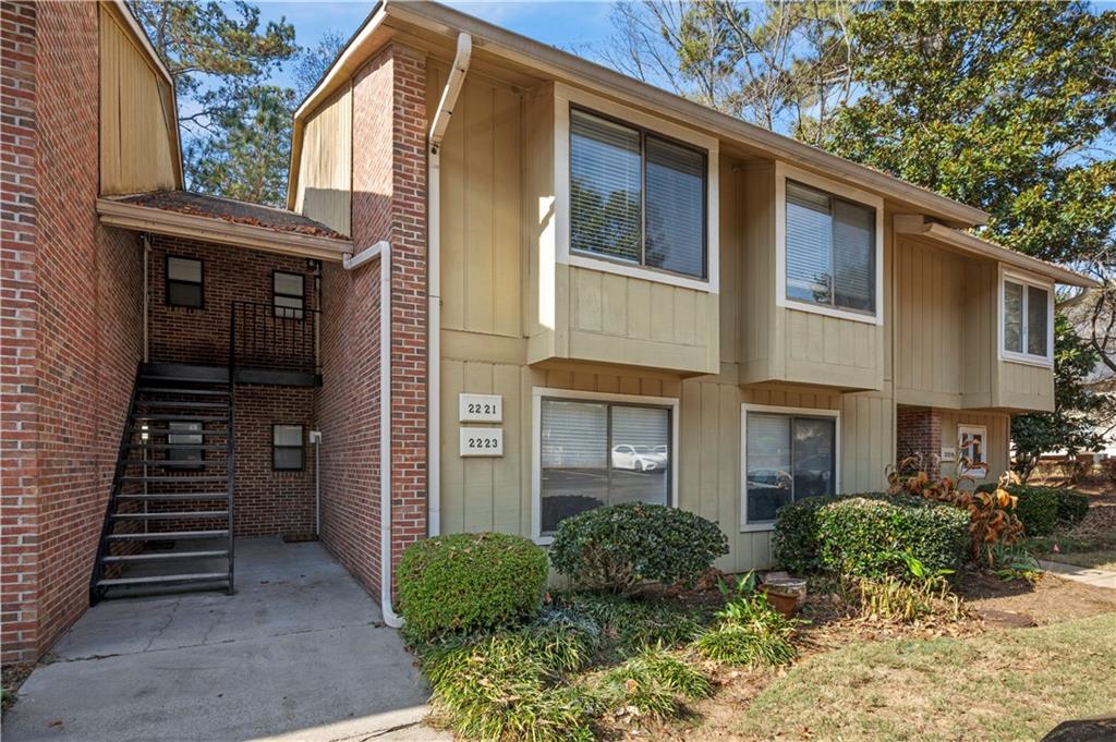 2223 Runnymead Ridge Southeast Marietta, GA 30067 - Photo 5 of 36