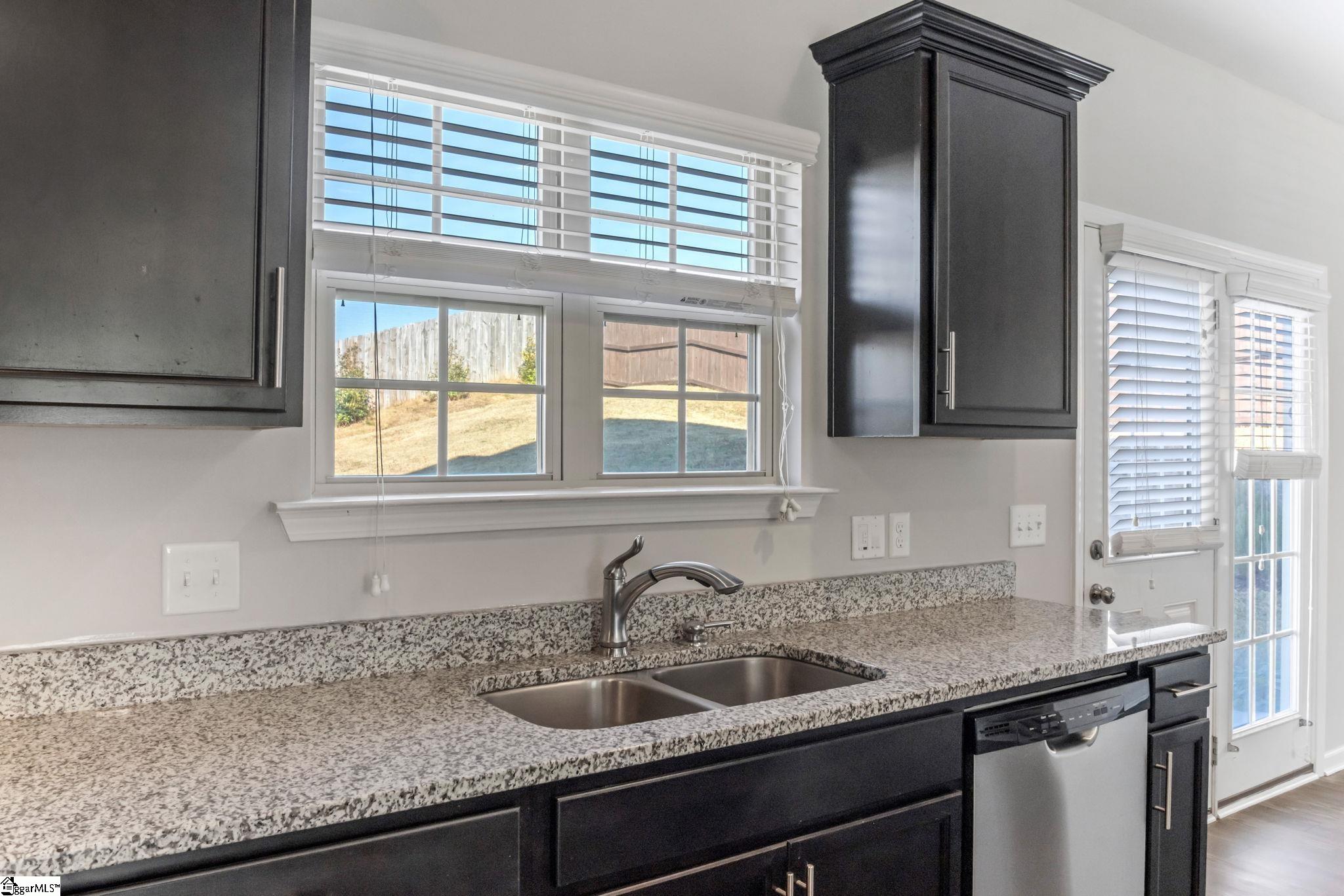 3 Howards End Court Simpsonville, SC 29681 - Photo 8 of 41