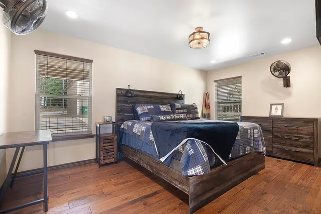 $799,000 | 388 County Road 5597, Etoile, TX 75944