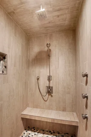 $799,000 | 388 County Road 5597, Etoile, TX 75944