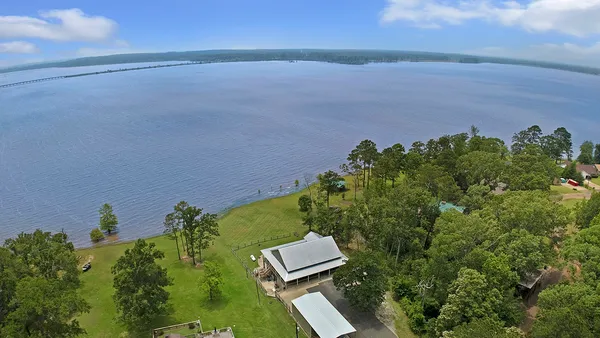 $799,000 | 388 County Road 5597, Etoile, TX 75944