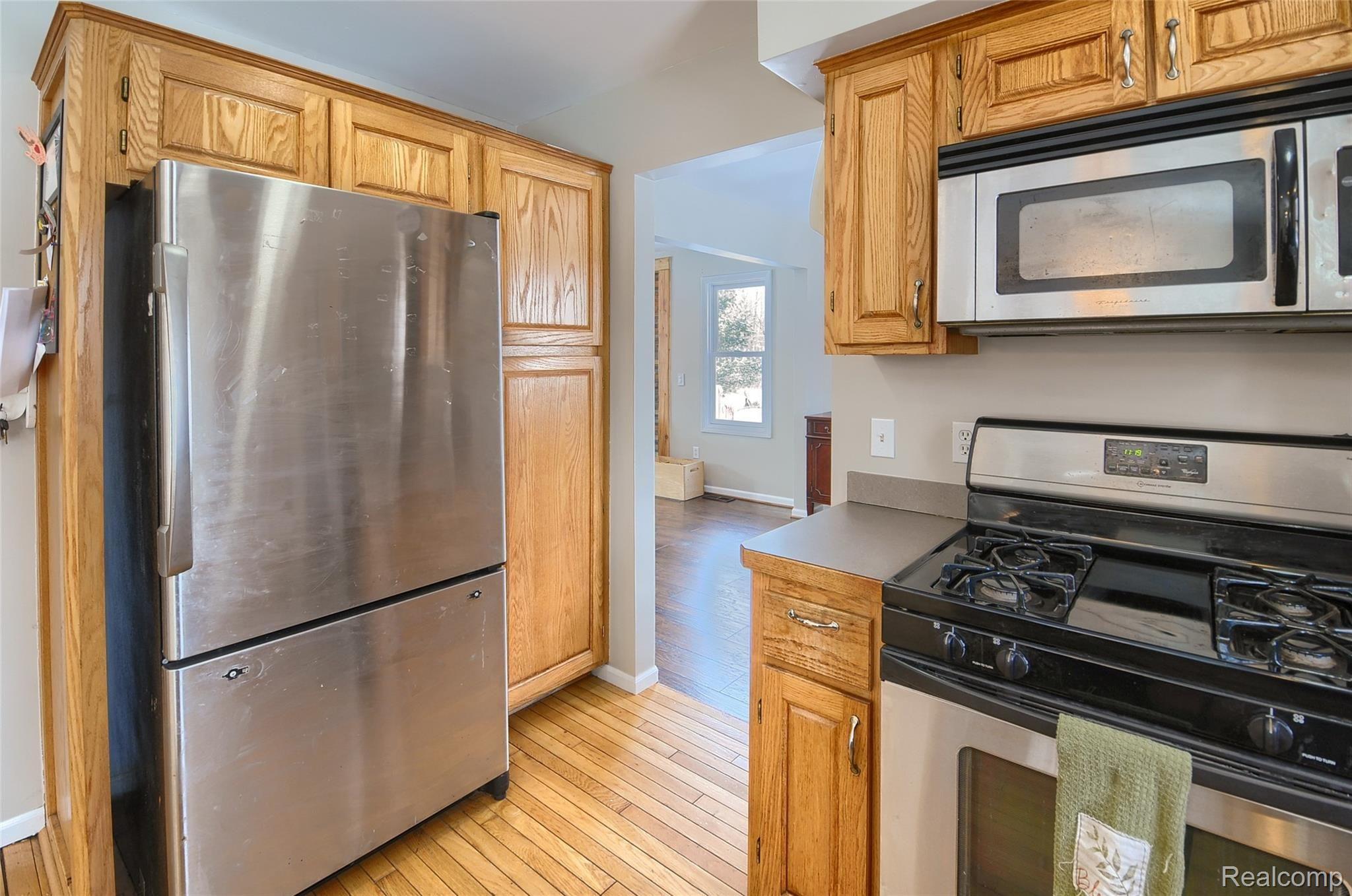 4203 West Clyde Road North Howell, MI 48855 - Photo 6 of 24 DSC_7371-HDR(5).jpg