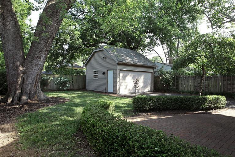 207 Sycamore Road Lexington, KY 40502 - Photo 25 of 27 Photo 25