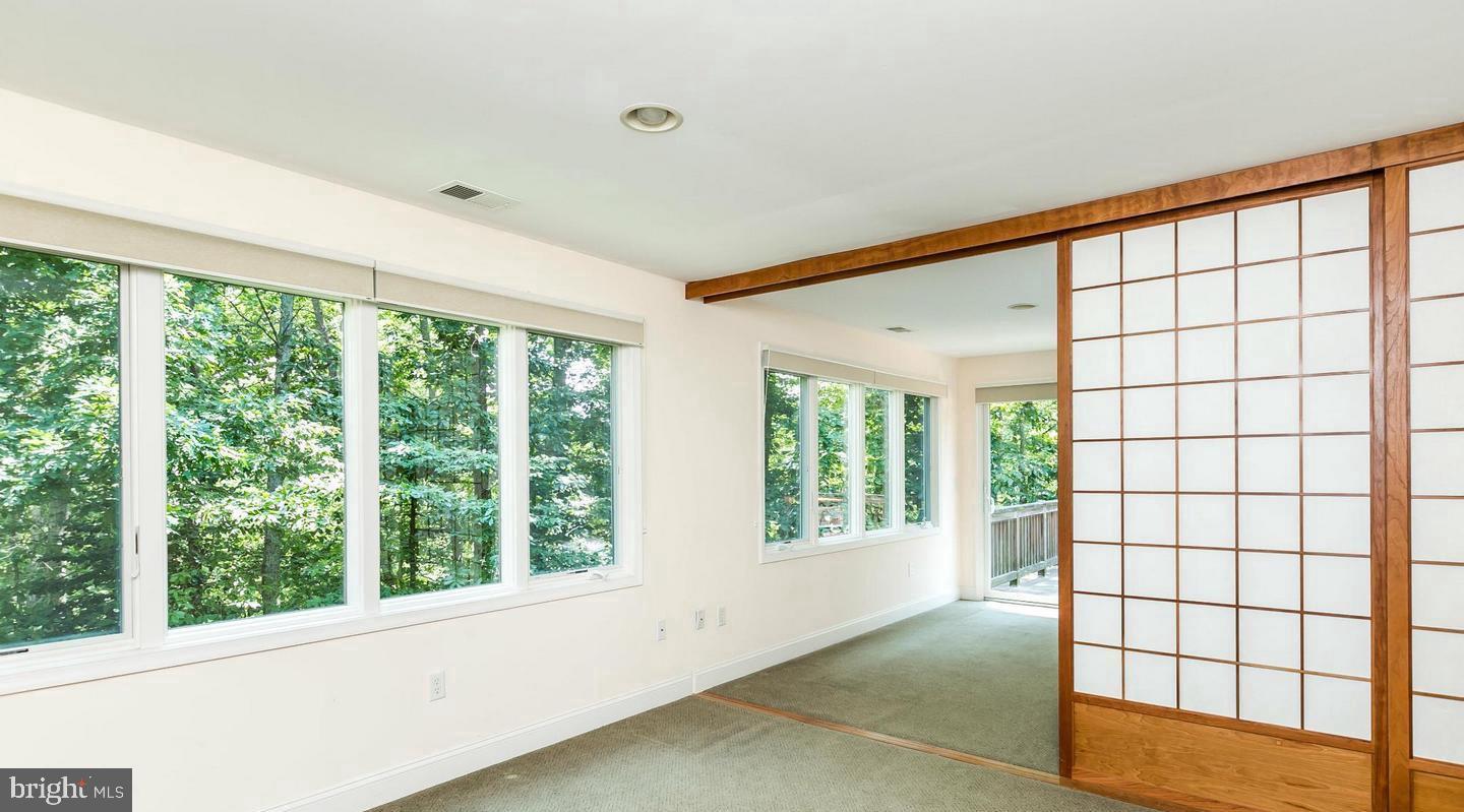 126 Gilbert Court Edgewater, MD 21037 - Photo 15 of 23 4th bedroom