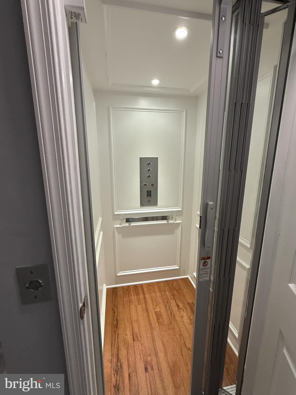 126 Gilbert Court Edgewater, MD 21037 - Photo 16 of 23 Elevator