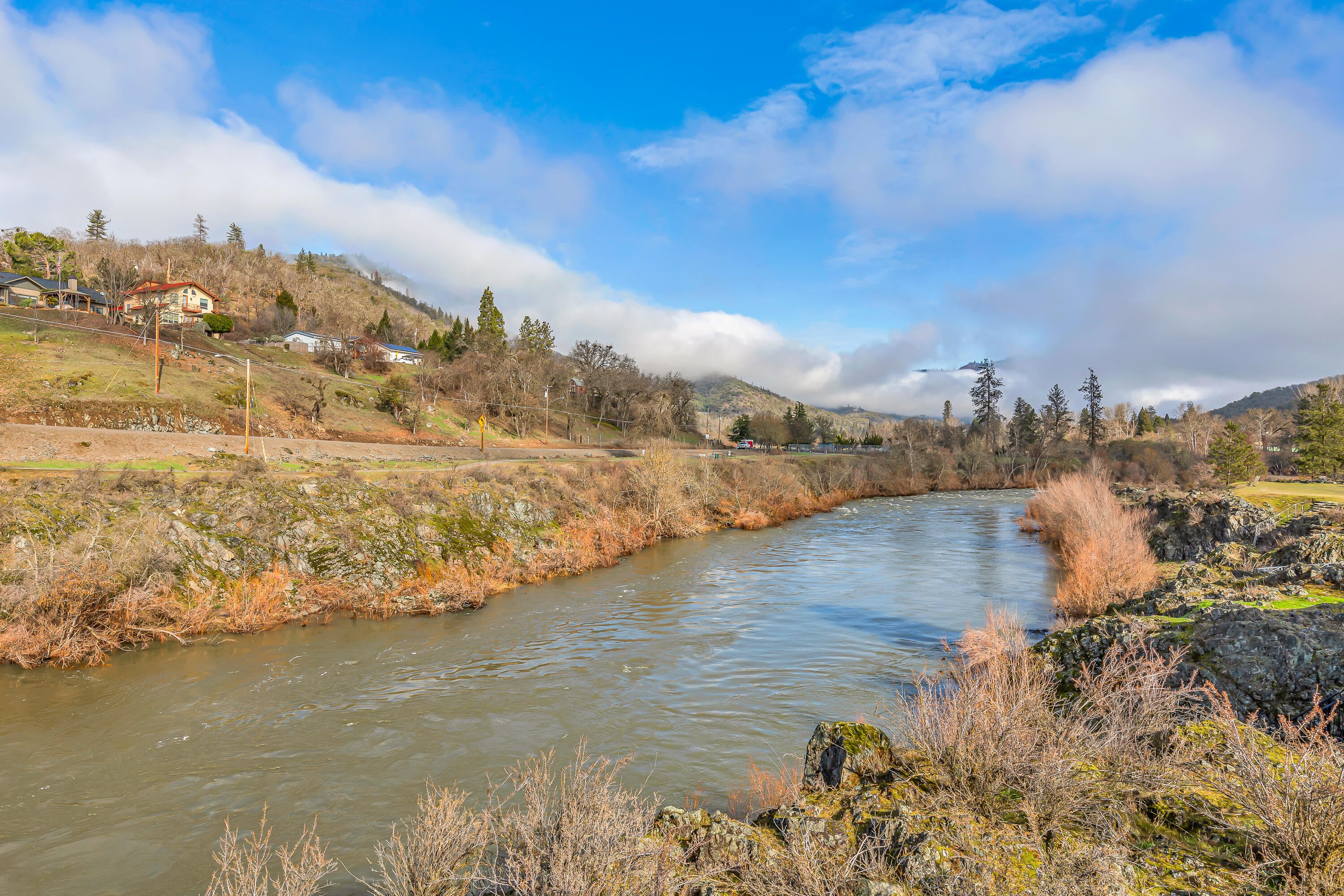 205 Upper River Road Gold Hill, OR 97525 - Photo 9 of 29 9