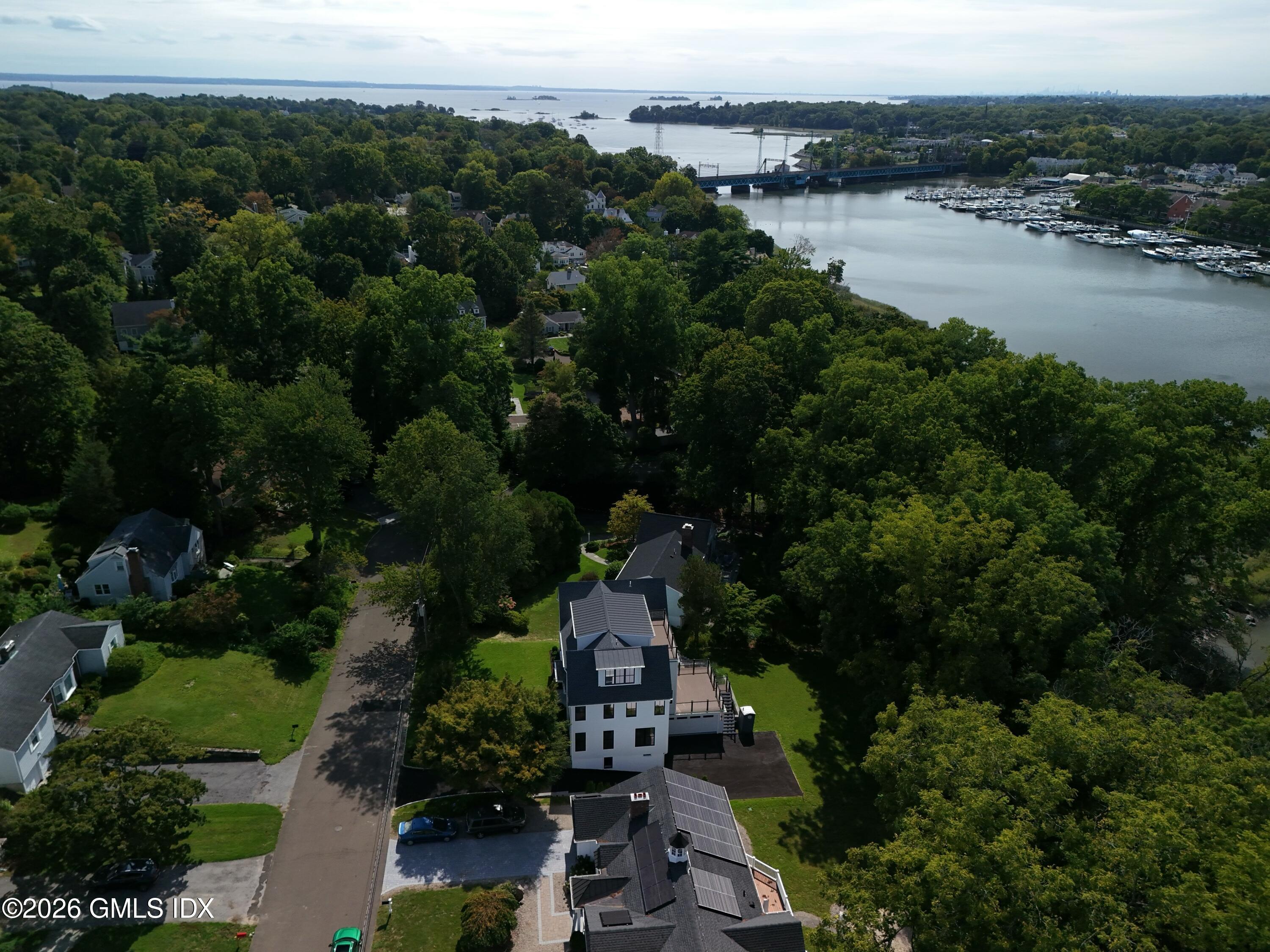 8 Somerset Lane Riverside, CT 06878 - Photo 28 of 28 8 Somerset Lane