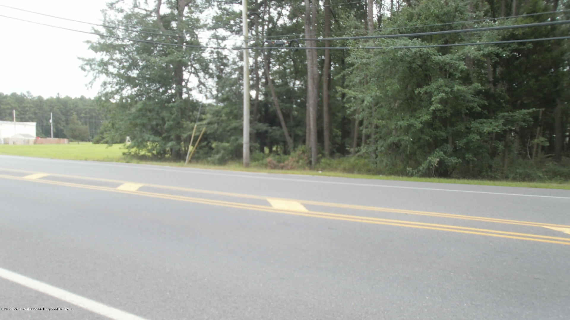 3921 Ridgeway Road Manchester Township, NJ 08759 - Photo 1 of 6 a view of a tennis court