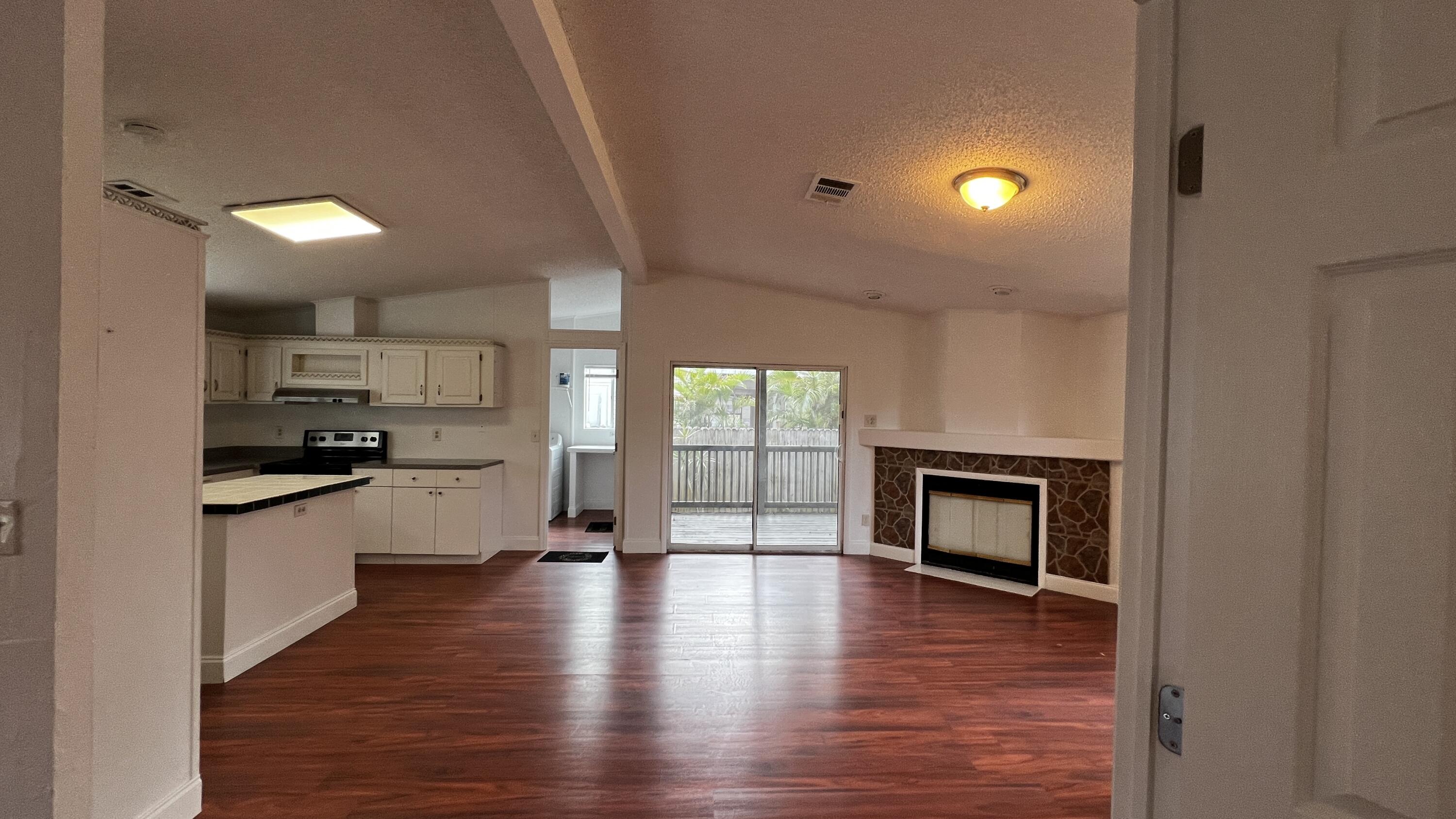 22850 Cascade Road Boca Raton, FL 33428 - Photo 3 of 40 IMG_6072