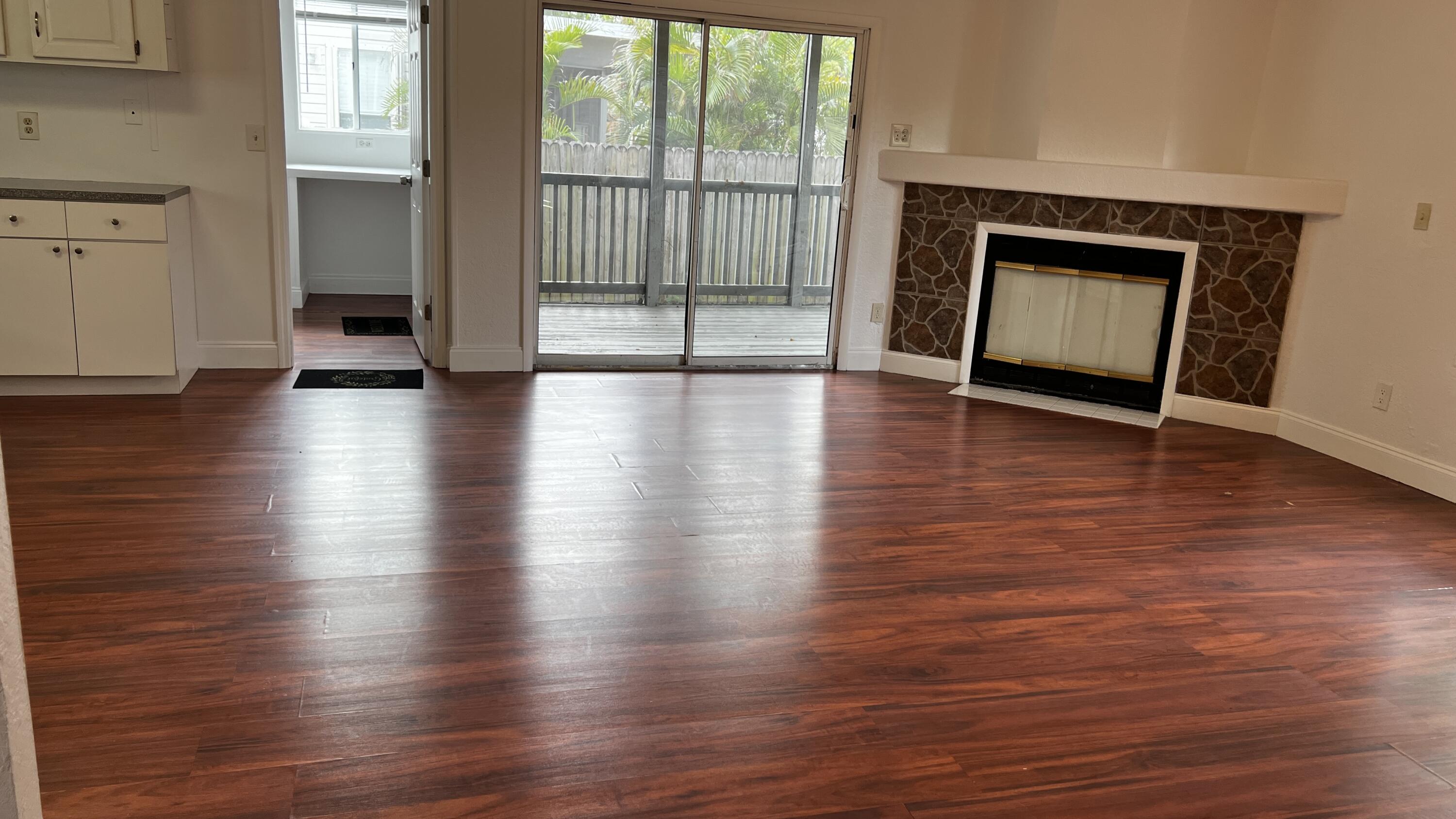 22850 Cascade Road Boca Raton, FL 33428 - Photo 6 of 40 IMG_6071