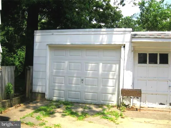 $269,900 | 7517 Parkview Road, Upper Darby, PA 19082