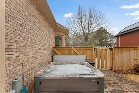 $799,000 | 379 Bridgebrook Lane Southwest, Smyrna, GA 30082