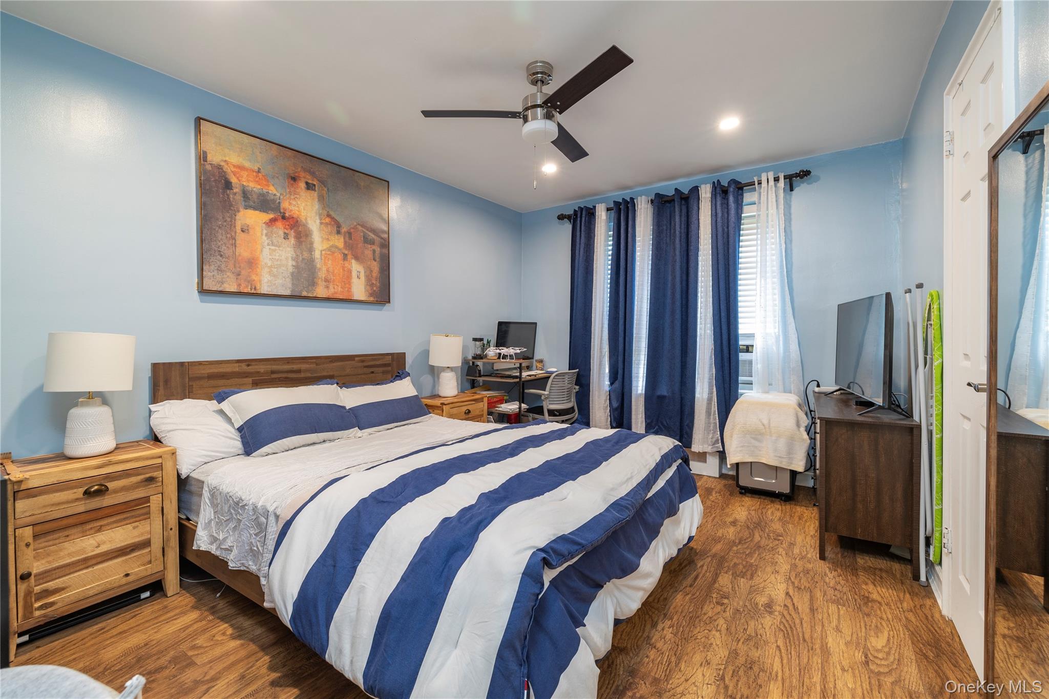 250 West Merrick Road, Unit 1E Freeport, NY 11520 - Photo 14 of 23