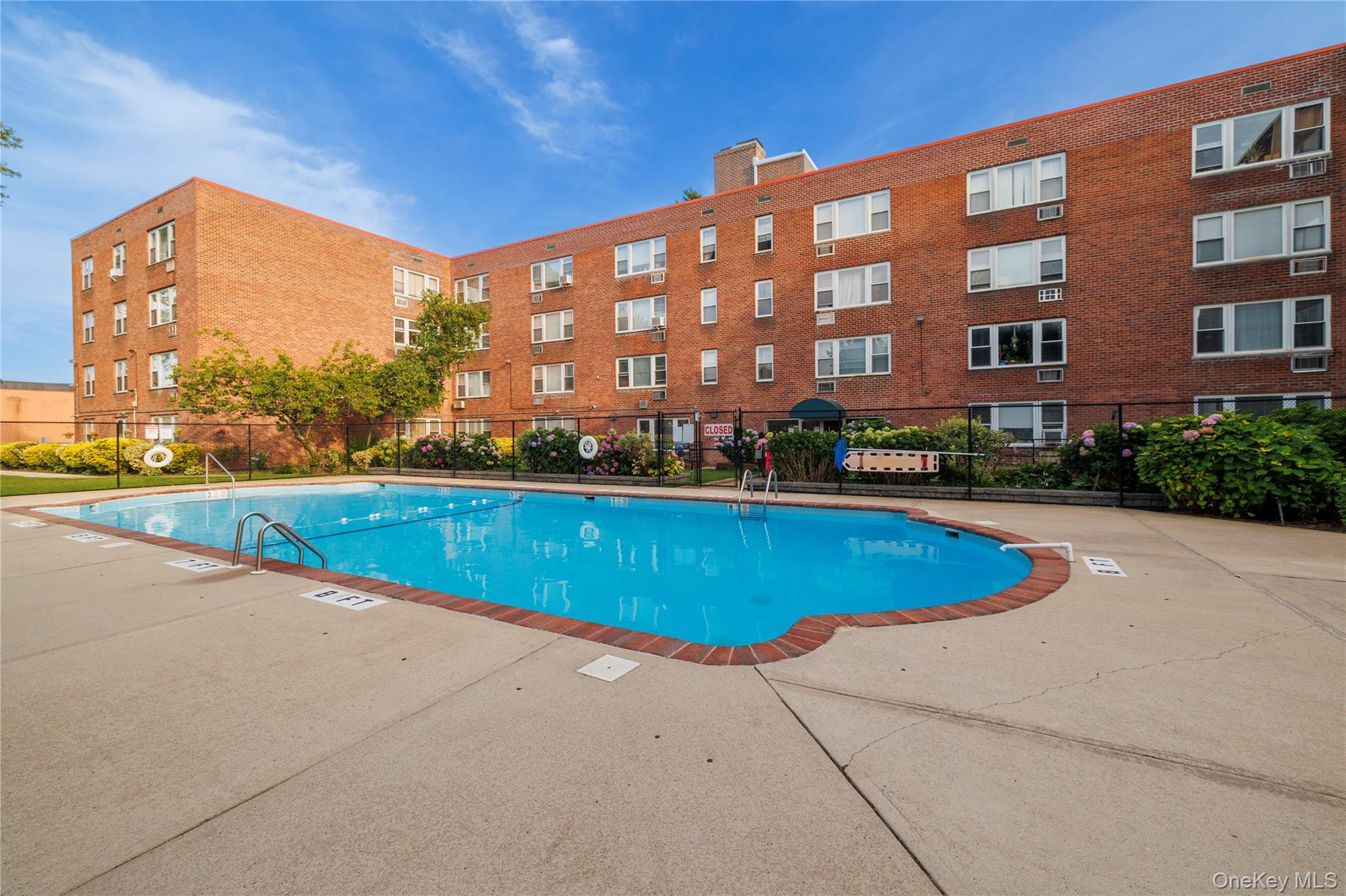 250 West Merrick Road, Unit 1E Freeport, NY 11520 - Photo 19 of 23