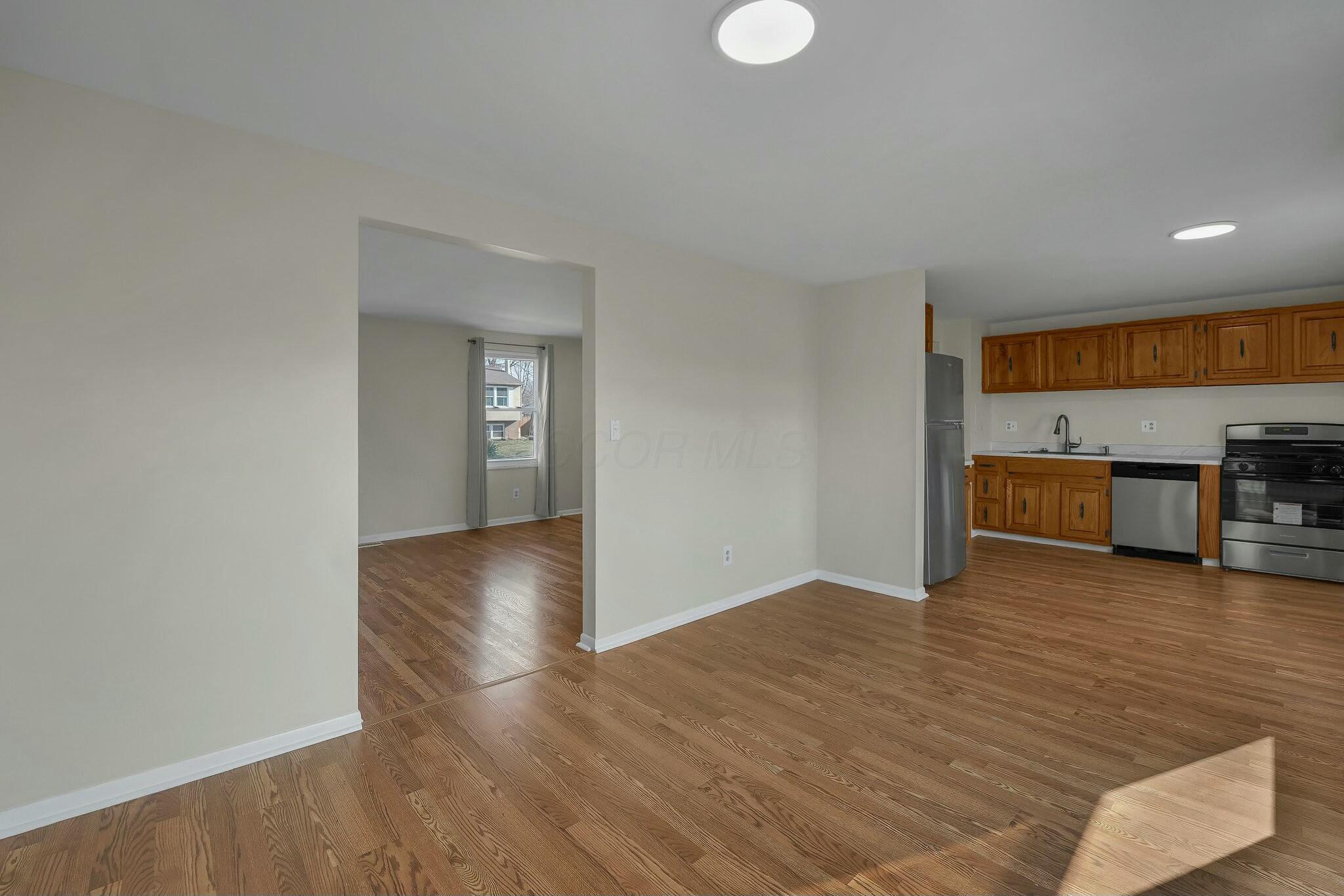 1713 Parkgate Road Columbus, OH 43229 - Photo 11 of 30 tempImagemFX8hb