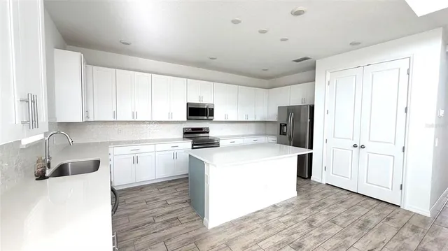 $2,950 | 2086 Derwent Drive, Davenport, FL 33896