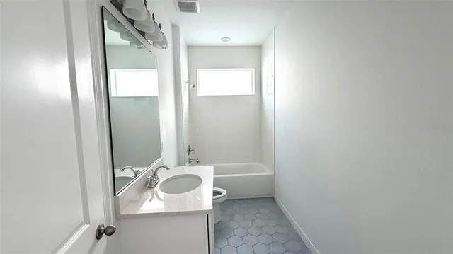 $2,950 | 2086 Derwent Drive, Davenport, FL 33896