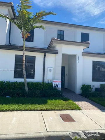 $2,600 | 12914 Southwest 232nd Lane, Unit 12914, Homestead, FL 33032