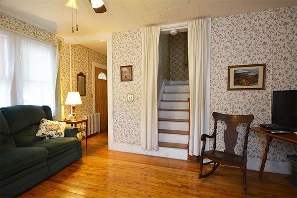 18 Brick Kiln Road Chelmsford, MA 01824 - Photo 3 of 19 Gallery Image 3