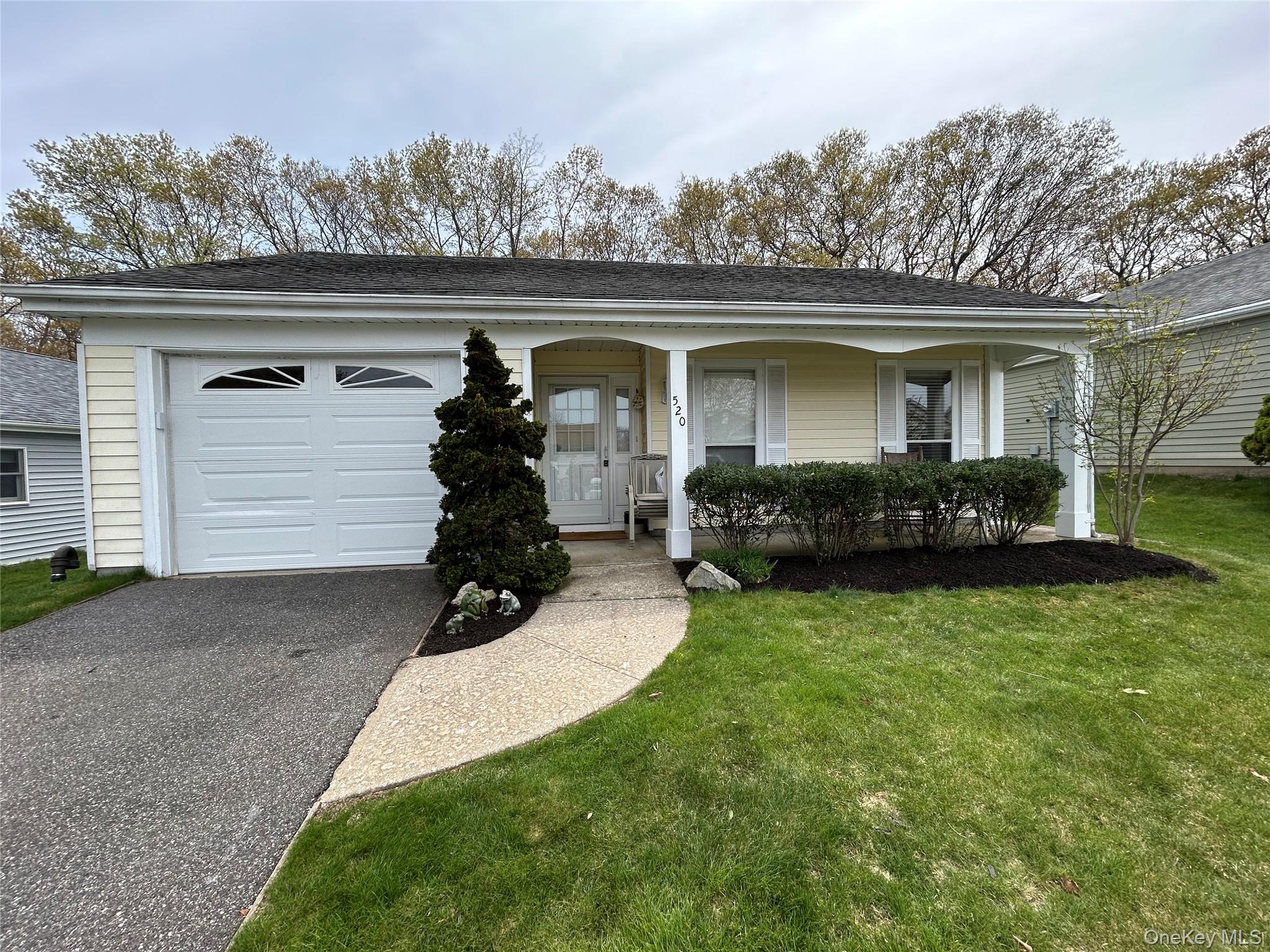 520 Cranston Lane, Ridge