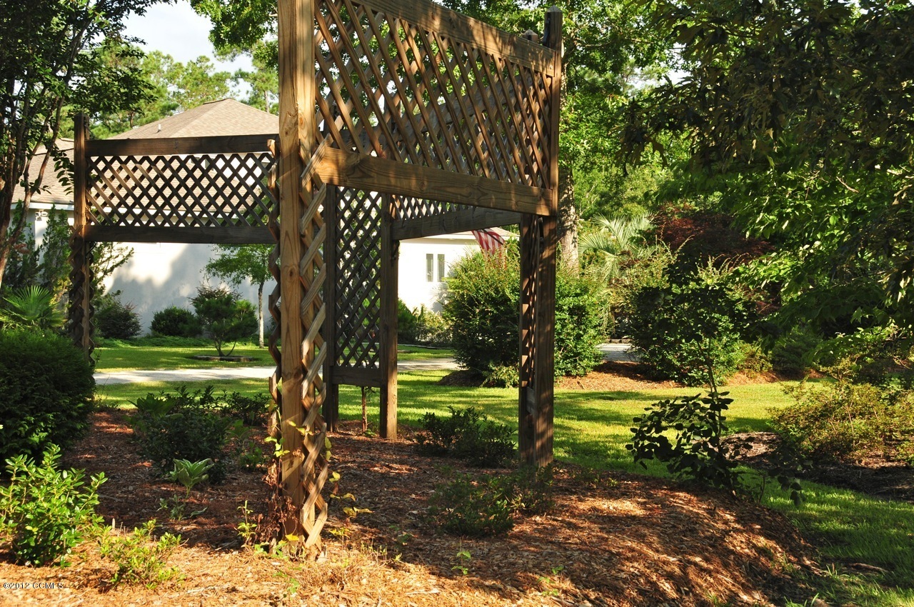 301 Sandy Point Drive Beaufort, NC 28516 - Photo 18 of 52 The Grounds