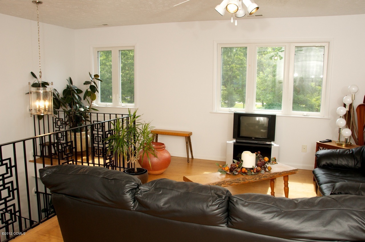 301 Sandy Point Drive Beaufort, NC 28516 - Photo 40 of 52 Loft