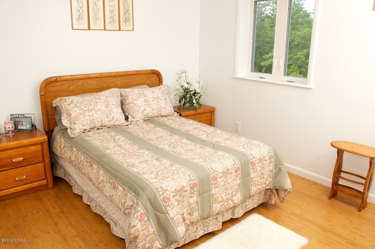 301 Sandy Point Drive Beaufort, NC 28516 - Photo 43 of 52 Second Bedroom