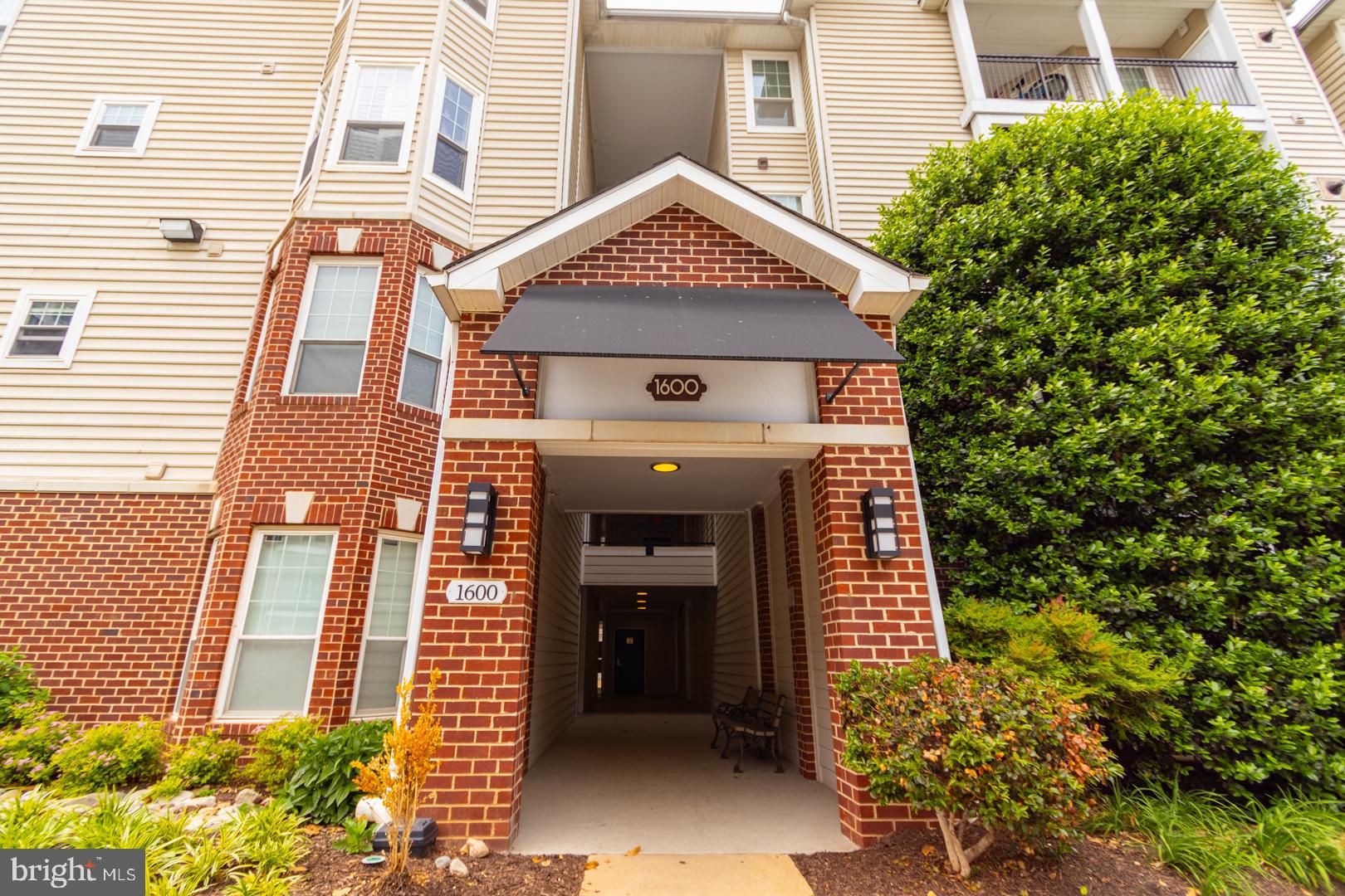 1600 Spring Gate Dr., Unit 2207 McLean, VA 22102 - Photo 1 of 32 a front view of a house