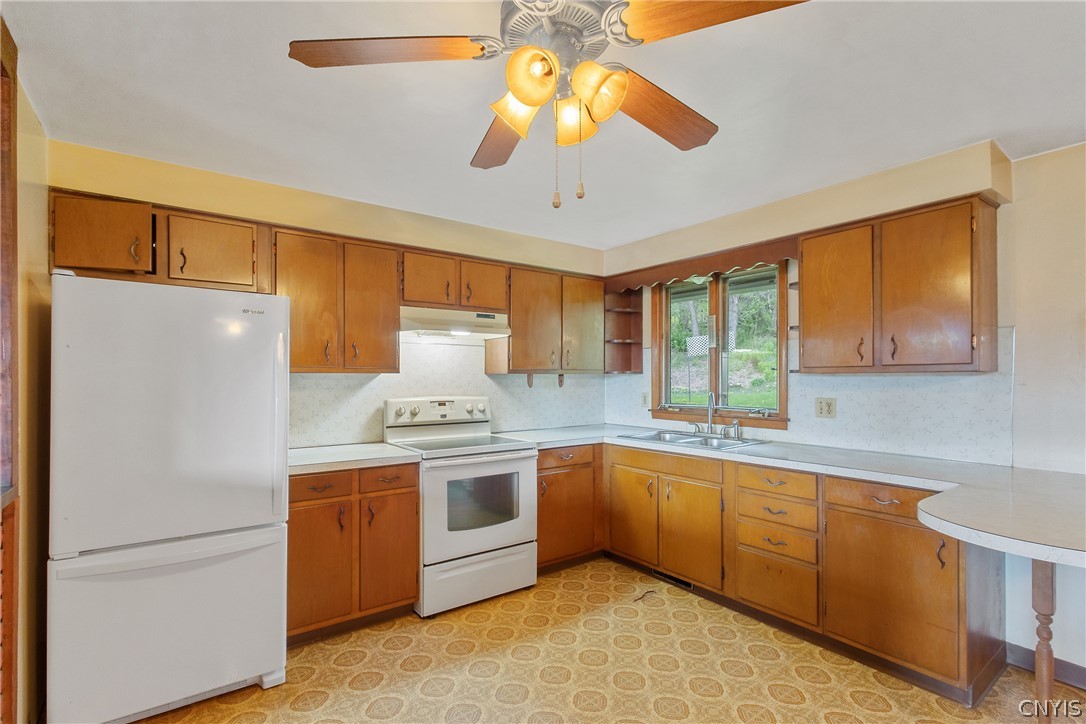 4687 South Onondaga Road Nedrow, NY 13120 - Photo 11 of 43