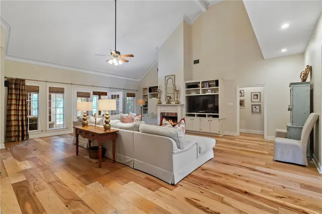 $750,000 | 4 Rene Court, Mandeville, LA 70471