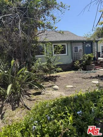 $865,000 | 1230 West 68th Street, Los Angeles, CA 90044