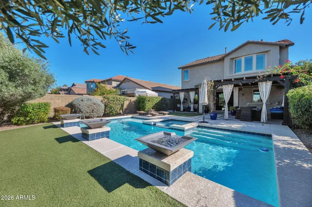 $1,200,000 | 21610 North 36th Street, Phoenix, AZ 85050