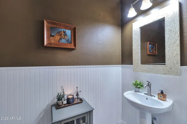 $1,200,000 | 21610 North 36th Street, Phoenix, AZ 85050