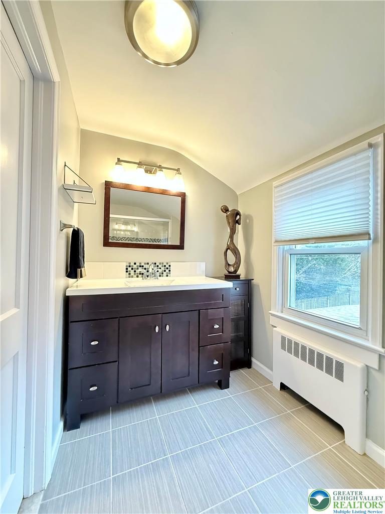 2109 Kemmerer Street Bethlehem, PA 18017 - Photo 16 of 41 Main Bath 2nd Fl