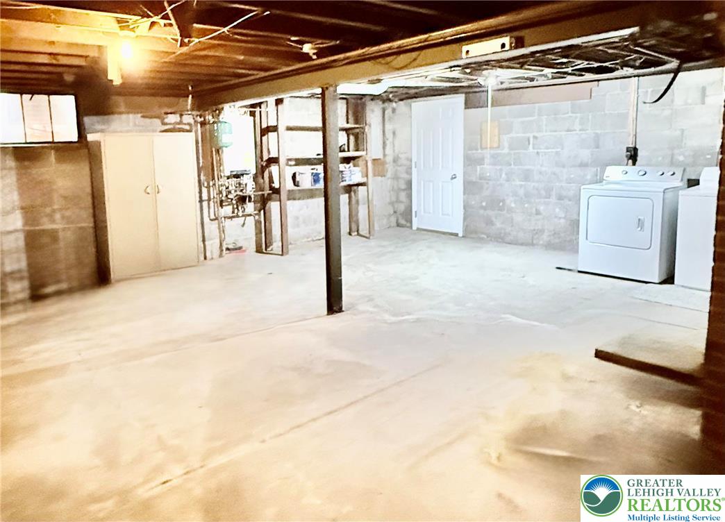 2109 Kemmerer Street Bethlehem, PA 18017 - Photo 32 of 41