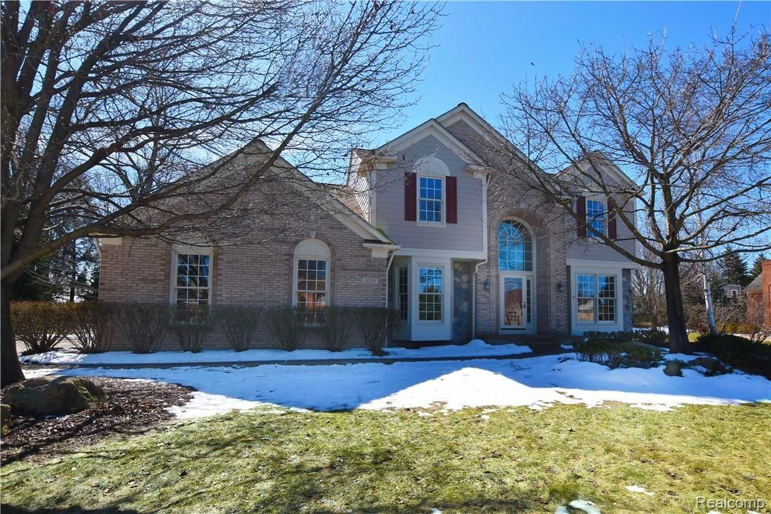 3373 West York Court Rochester, MI 48306 - Photo 1 of 37 3373 W York Ct001.JPG