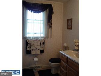 1309 Deer Run Road Hatfield, PA 19440 - Photo 5 of 11 Bathroom