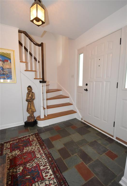 654 Trotwood Ridge Road Pittsburgh, PA 15241 - Photo 3 of 25 Gallery Image 3