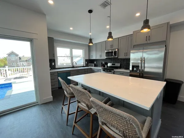 $12,000 | 334 Dehnhoff, Ocean Beach, NY 11770