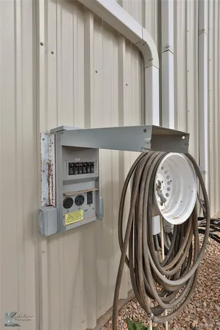 $1,399,000 | 1098 Highway 36, Abilene, TX 79602